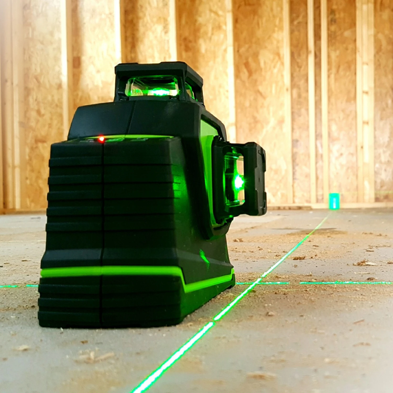 Imex LX3DG Self-Levelling Cross Multi-Line Green Laser Level 80m 5 Imex LX3DG Self-Levelling Cross Multi-Line Green Laser Level 80m - Image 5