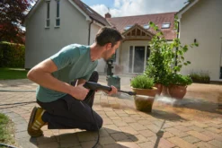 Bosch Universal Aquatak Electric 1900w Pressure Washer 135Bar 240v -Household Tools BOUA135 04 scaled