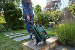 Bosch Universal Aquatak Electric 1900w Pressure Washer 135Bar 240v -Household Tools BOUA135 06 scaled