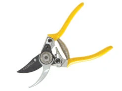 Faithfull Traditional Bypass Secateurs 175mm (7in) 3 Faithfull Traditional Bypass Secateurs 175mm (7in) -Household Tools FAIBYSEC7TS A 1