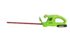 Greenworks G24HTK2 Cordless 24v Hedge Trimmer 51cm/20in With Battery 5 Greenworks G24HTK2 Cordless 24v Hedge Trimmer 51cm/20in With Battery -Household Tools GWG24HTK2 03