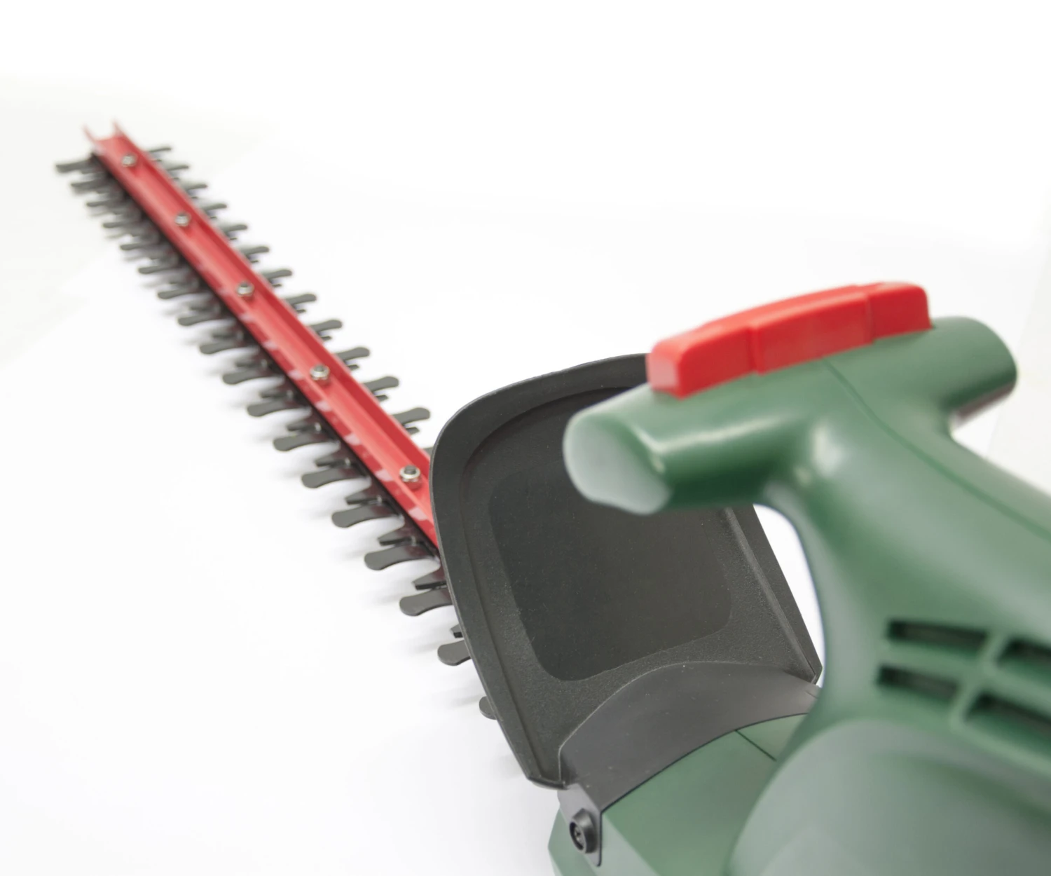 Webb EHT500 Classic Electric 500w Hedge Trimmer 50cm/20in 240v 6 Webb EHT500 Classic Electric 500w Hedge Trimmer 50cm/20in 240v - Image 6