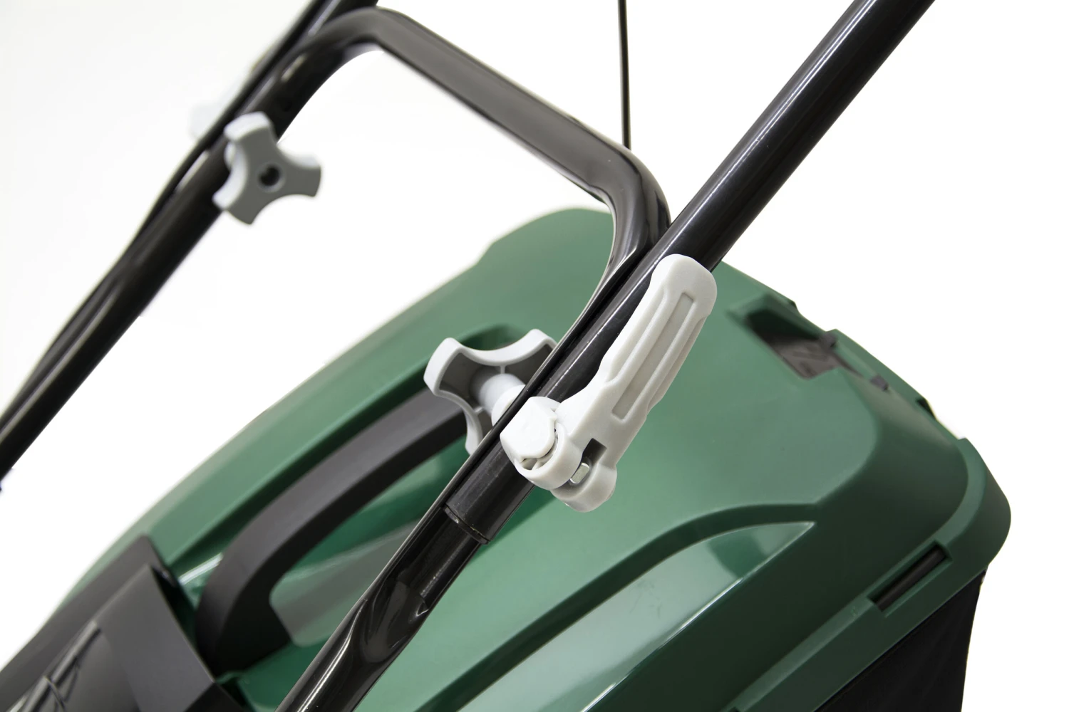 Webb ER40 Classic Electric Push Rotary Lawn Mower 40cm/16in 240v 6 Webb ER40 Classic Electric Push Rotary Lawn Mower 40cm/16in 240v - Image 6