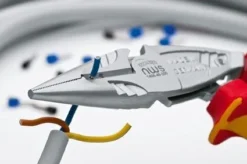 NWS VDE Ergonomic Electrician's Spring Loaded Long Nose Pliers 200mm 8 NWS VDE Ergonomic Electrician's Spring Loaded Long Nose Pliers 200mm -Household Tools n1406 49 vde 200 sb 3 2