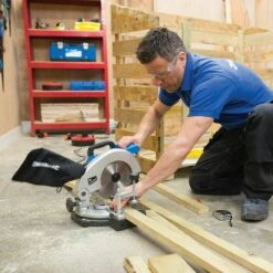 Silverline DIY 1400w Compound Mitre Saw 210mm 240v 7 Silverline DIY 1400w Compound Mitre Saw 210mm 240v -Household Tools silverline diy 1400w compound mitre saw 210mm 240v 4 44986 p